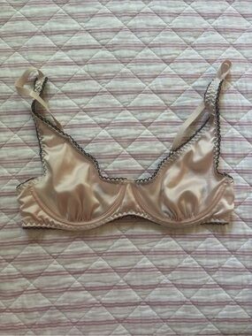 Satin Unlined Underwire Bra in Blush with Black Trim